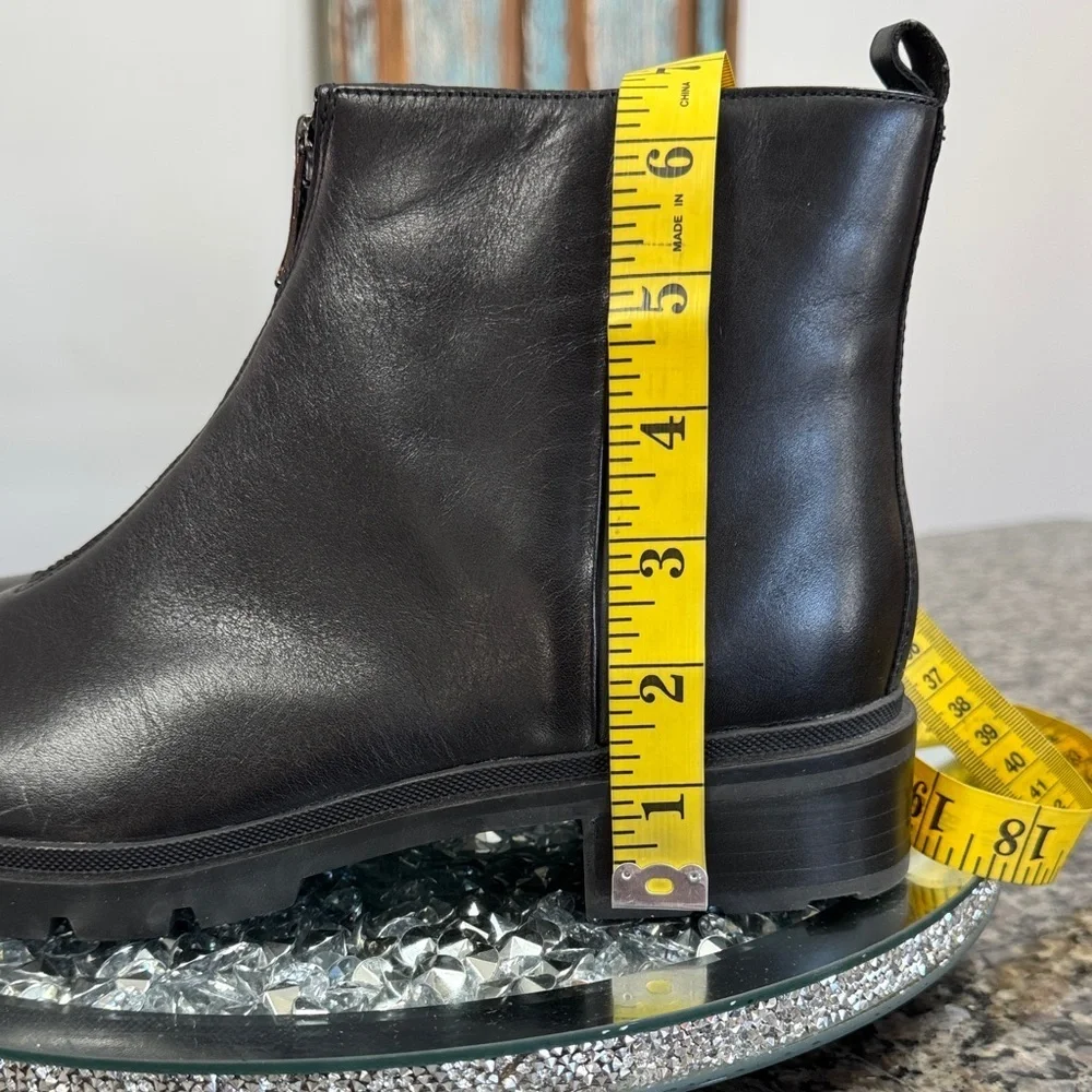 Easy Spirit Black leather Ankle Booties NEW 9